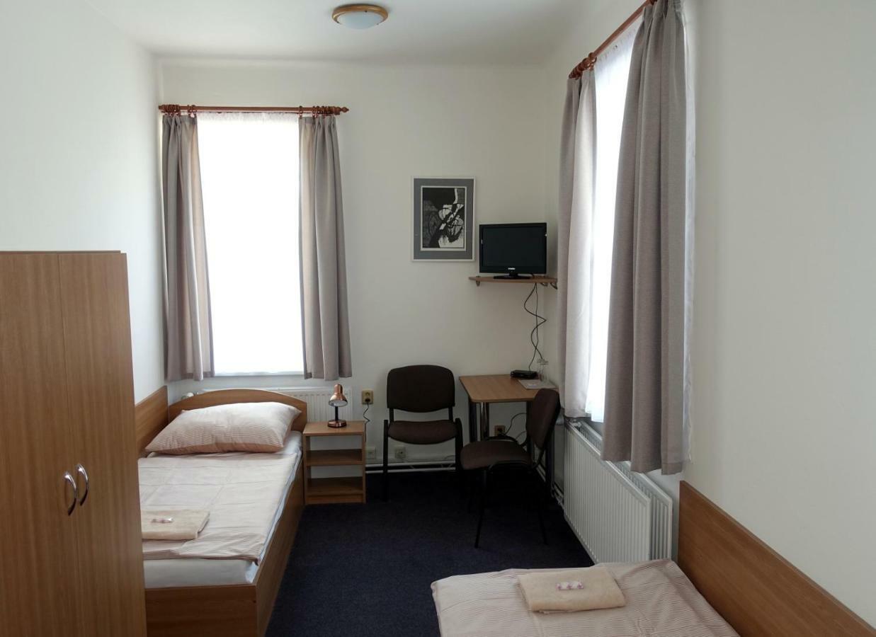 Hotel Staric Jesenik Bagian luar foto